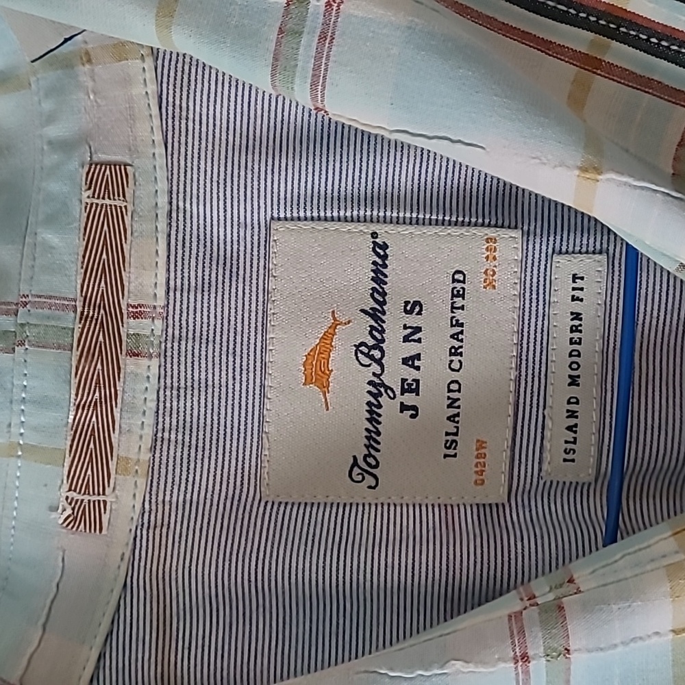 Tommy Bahama Plaid Short Sleeve Shirt XXL - Picture 2 of 10